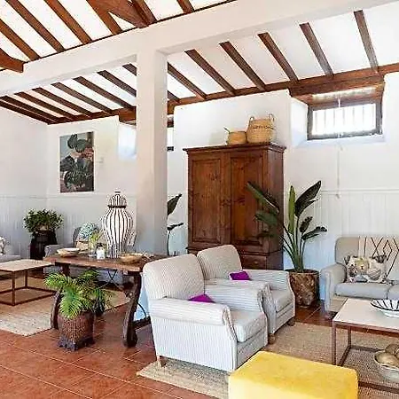 El Patio Hotel 4*